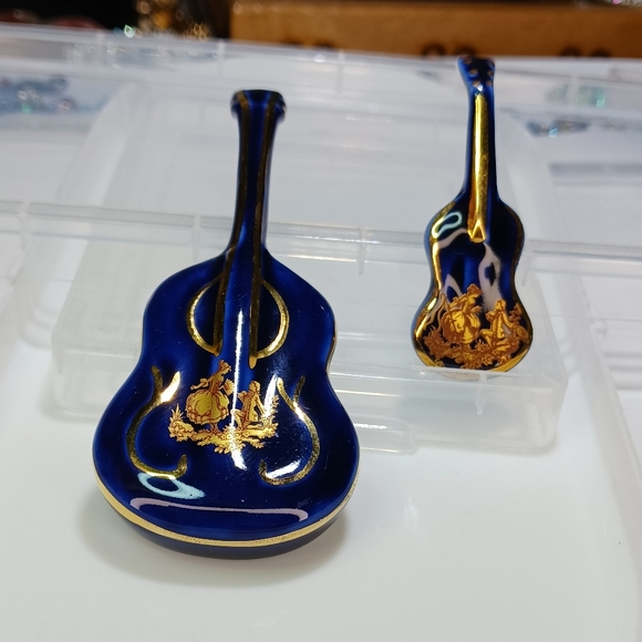 Vintage 22k Gold Trim Limoges France Guitar Figurine Cobalt Blue Courting Couple - Picture 11 of 14